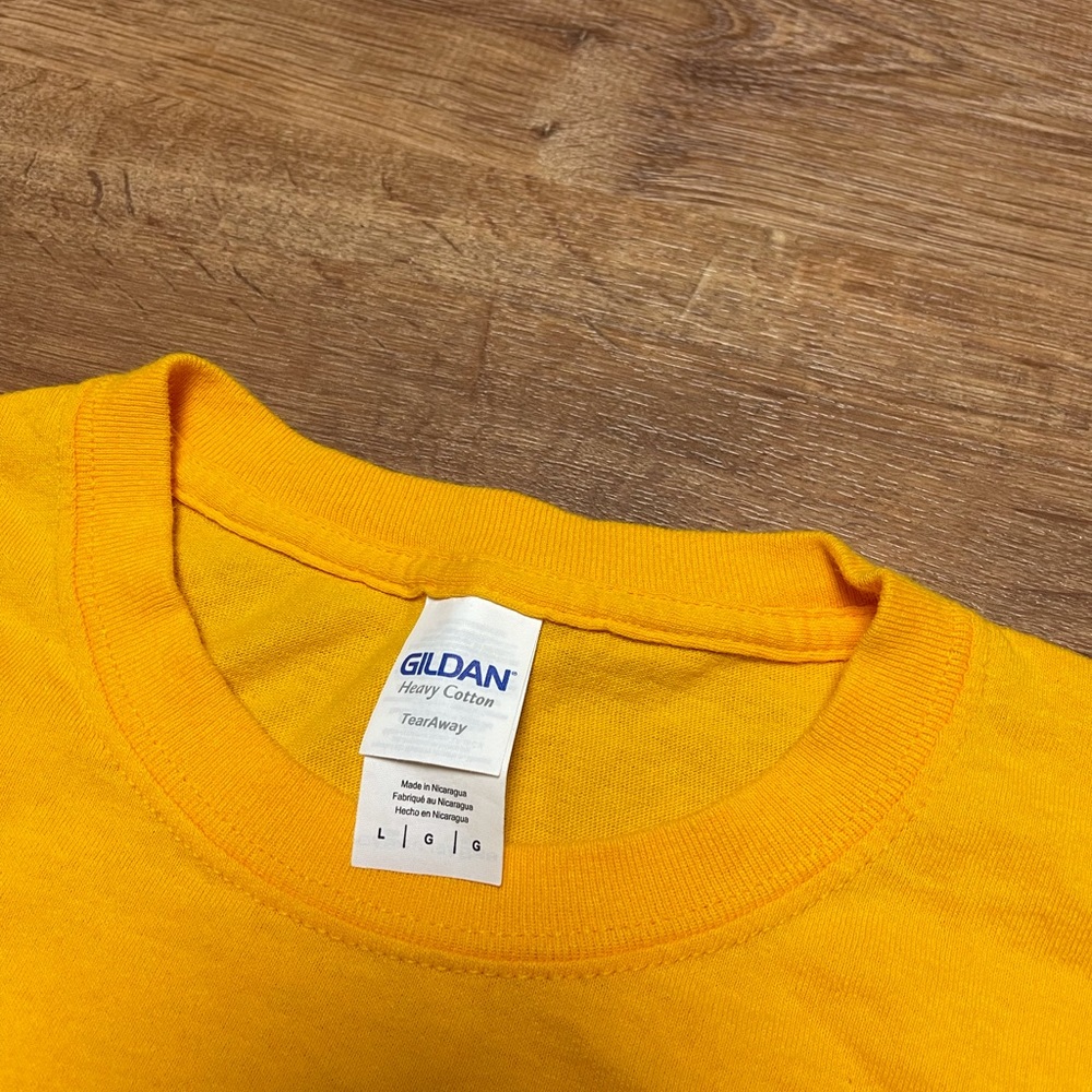Graphic tee - Picture 3 of 4